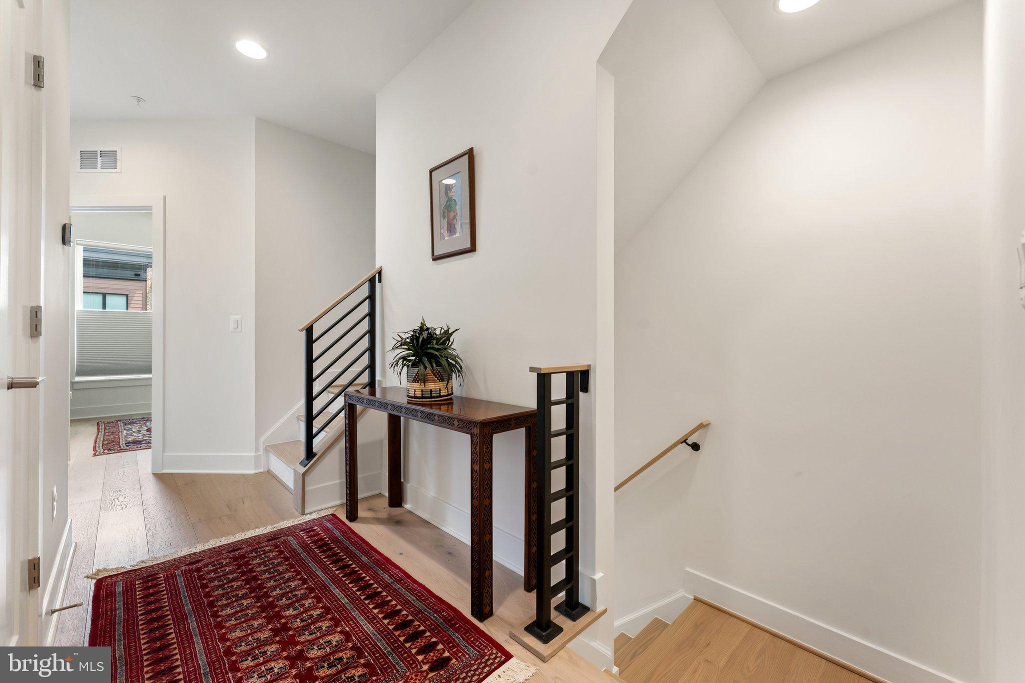 3546 SUTTON HEIGHTS CIRCLE