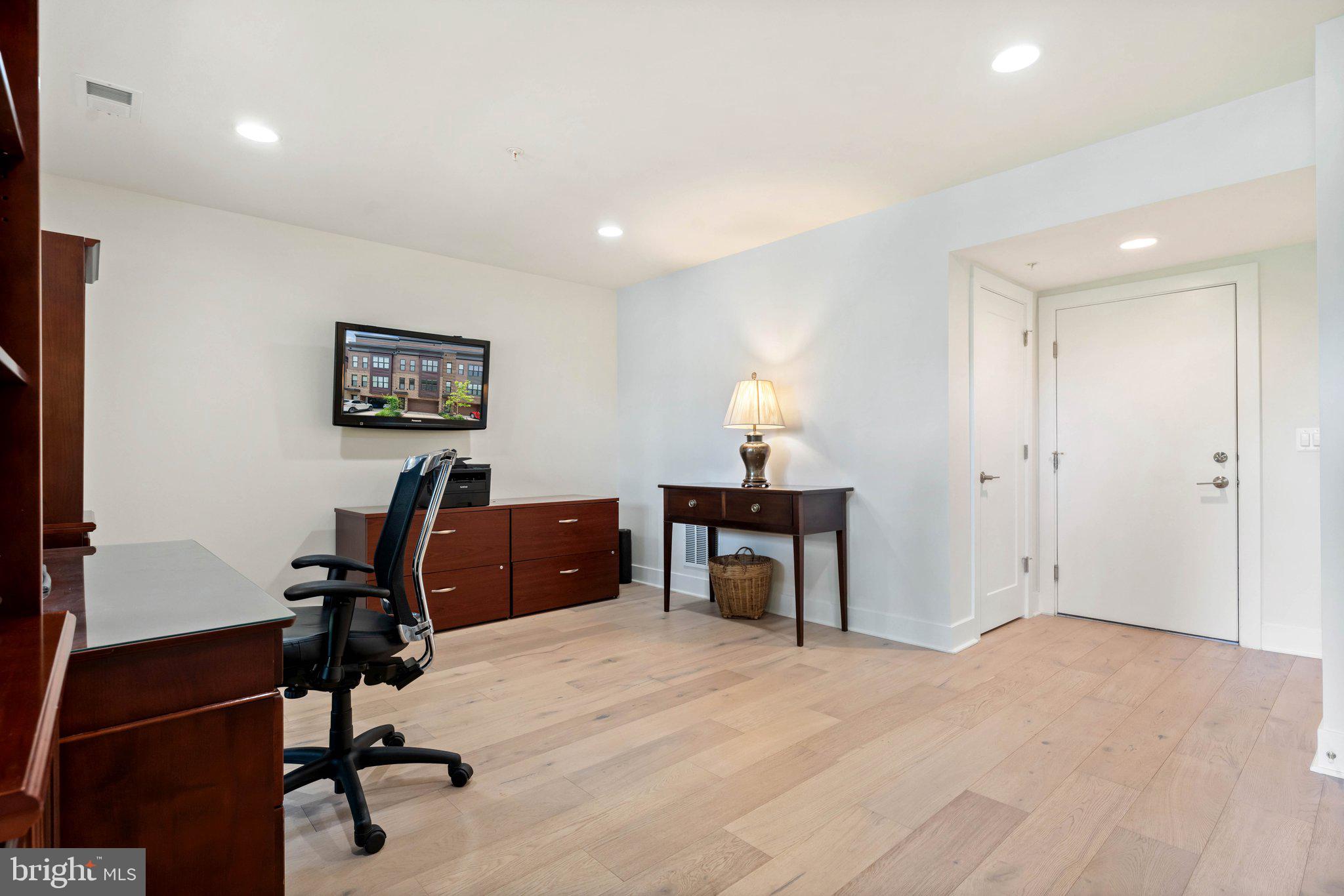 3546 SUTTON HEIGHTS CIRCLE