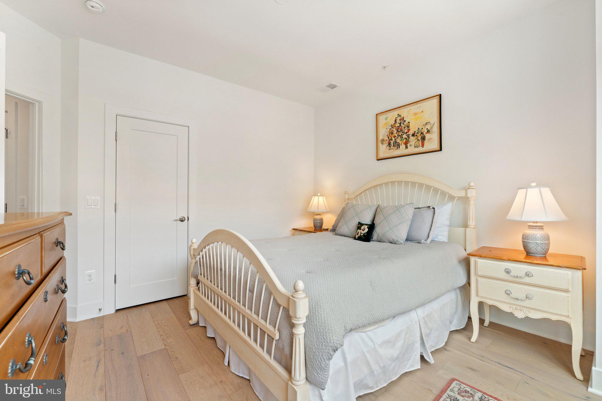 3546 SUTTON HEIGHTS CIRCLE