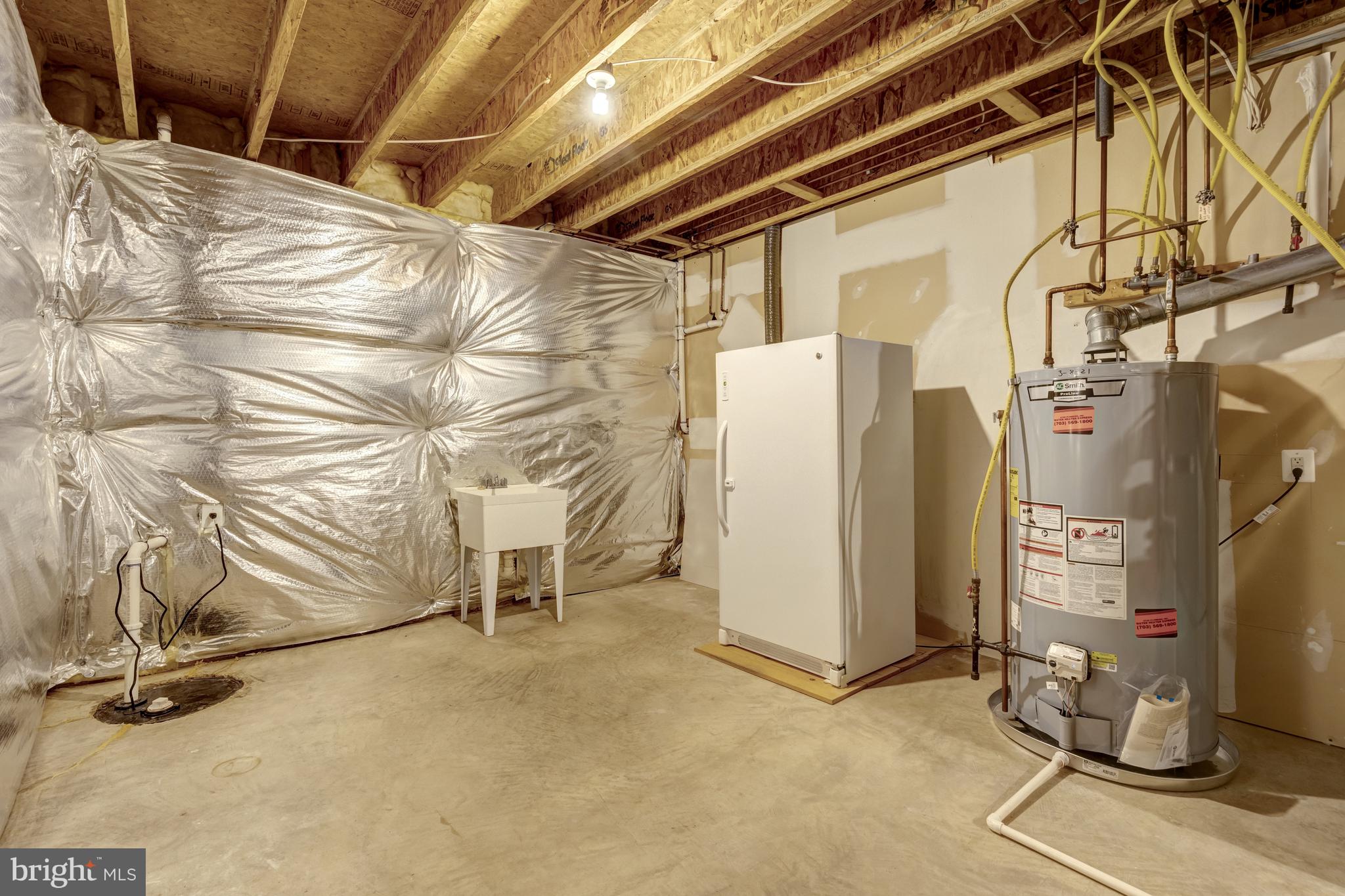 9776 MAPLE TRACE CIRCLE