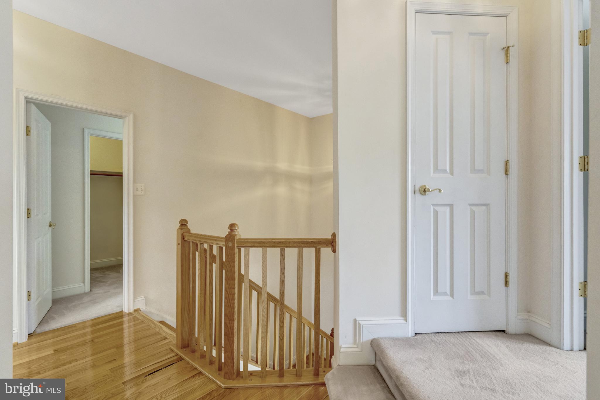 9776 MAPLE TRACE CIRCLE