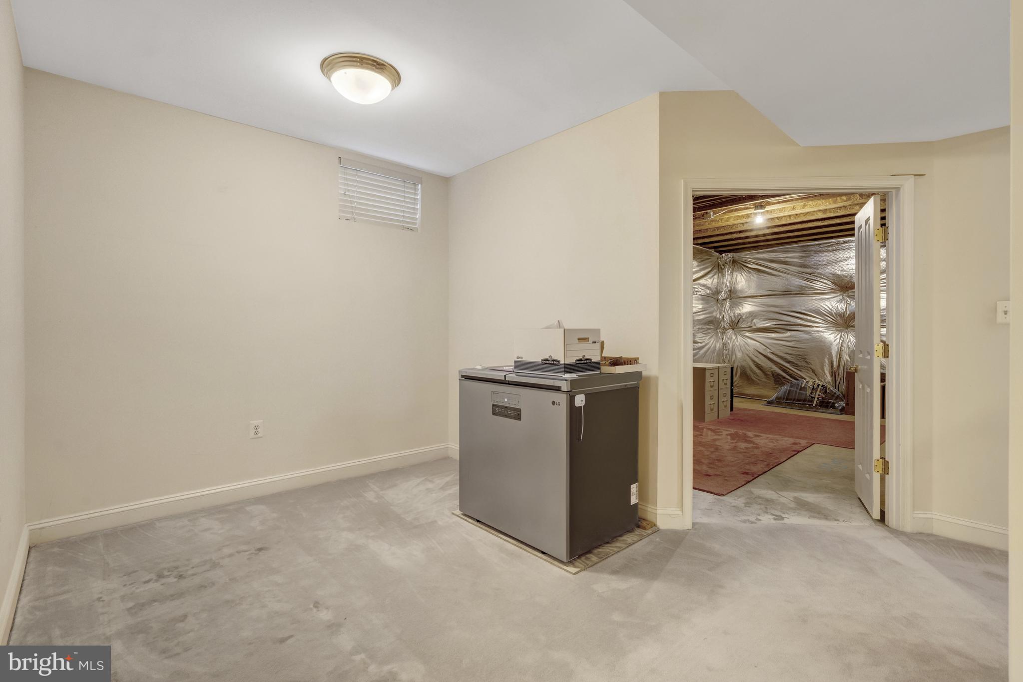 9776 MAPLE TRACE CIRCLE