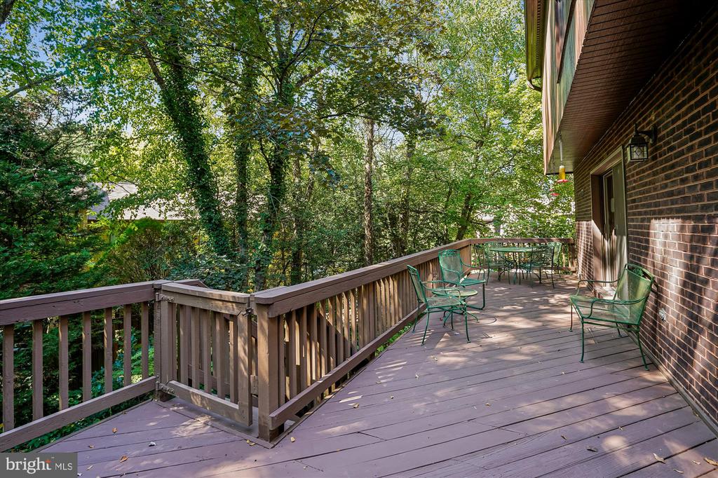 3501 REDWOOD COURT
