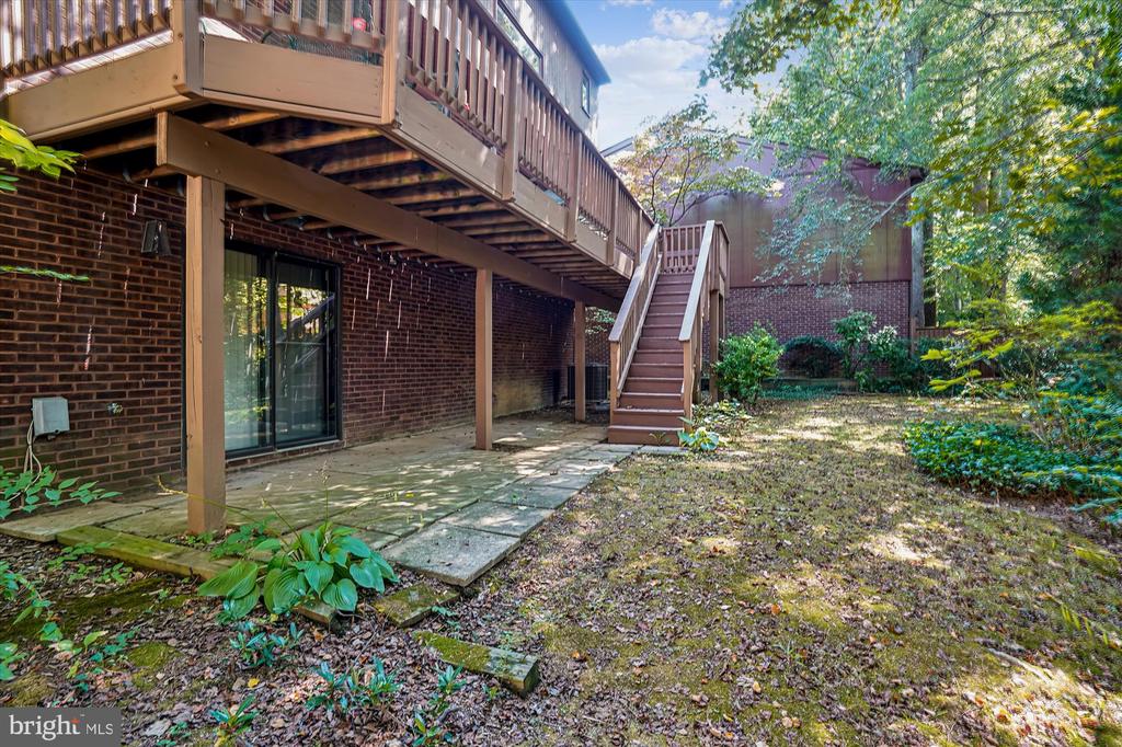 3501 REDWOOD COURT