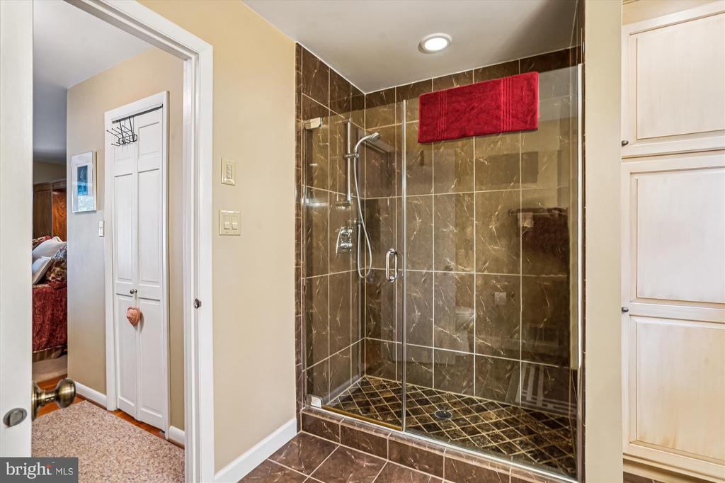 3501 REDWOOD COURT