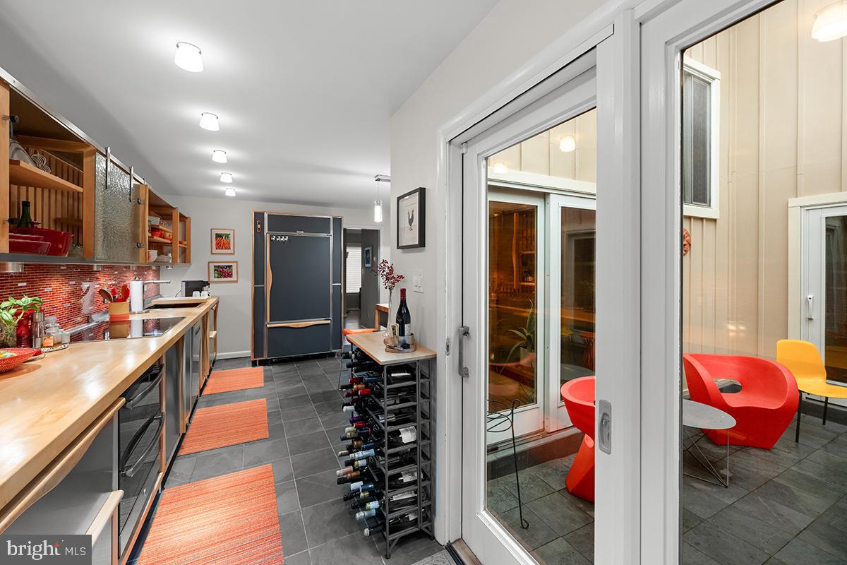 3916 RUST HILL PLACE