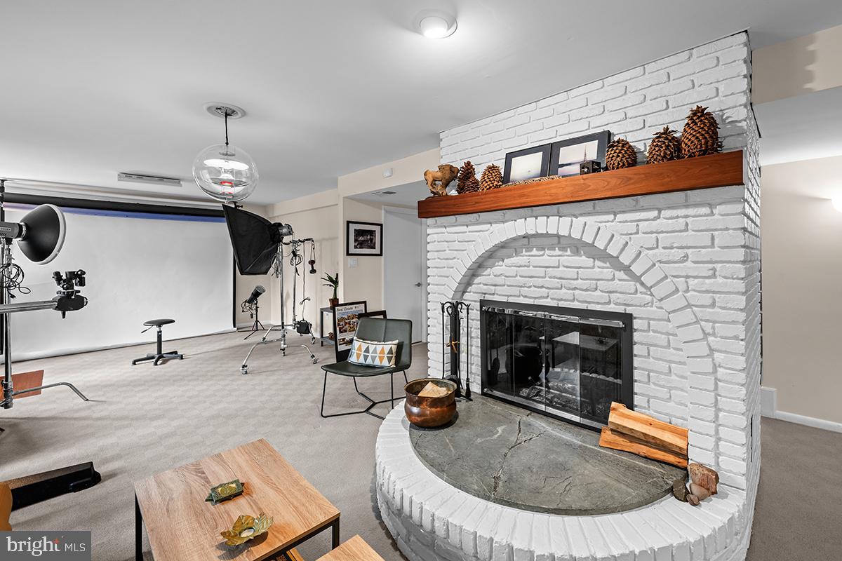 3916 RUST HILL PLACE