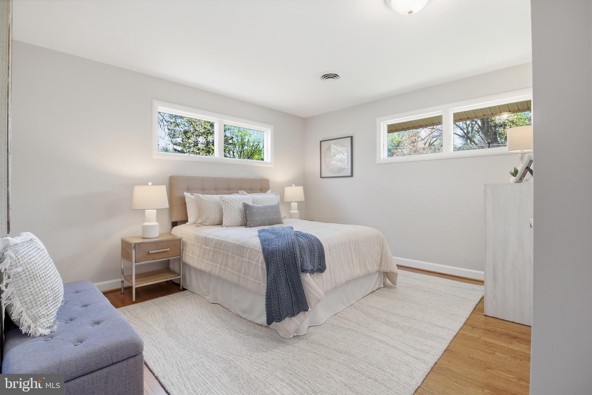 9924 PINEHURST AVENUE