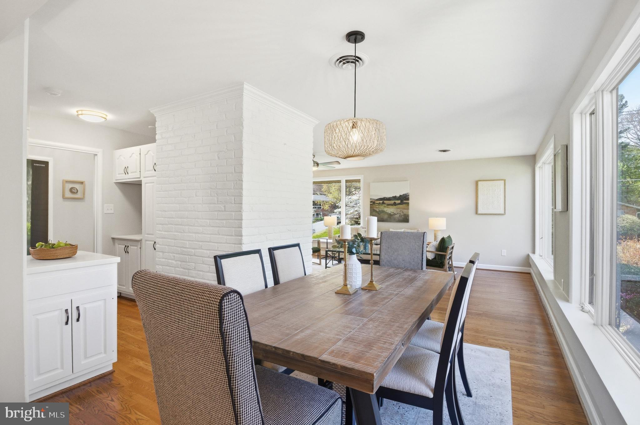 9924 PINEHURST AVENUE