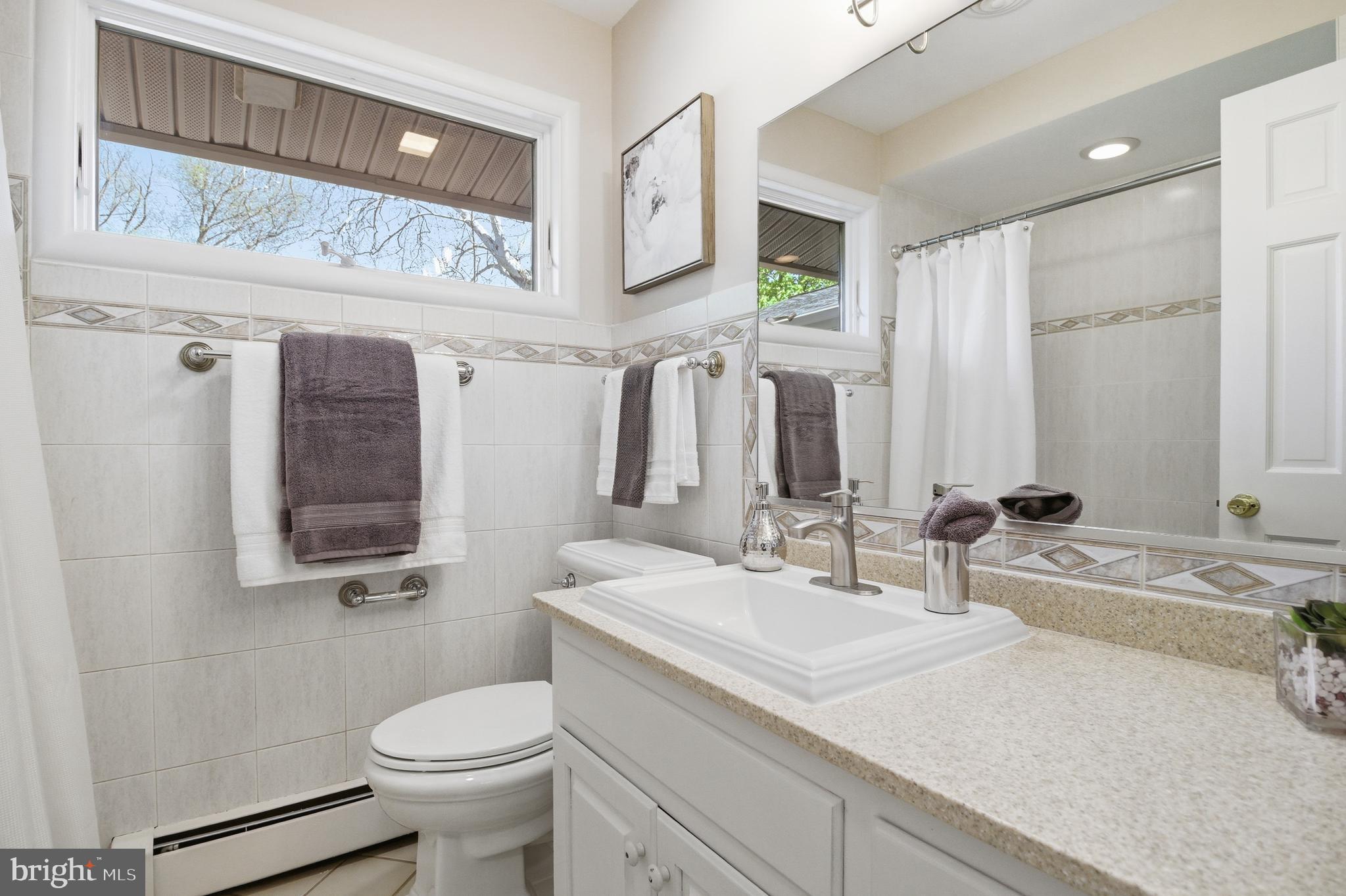 9924 PINEHURST AVENUE