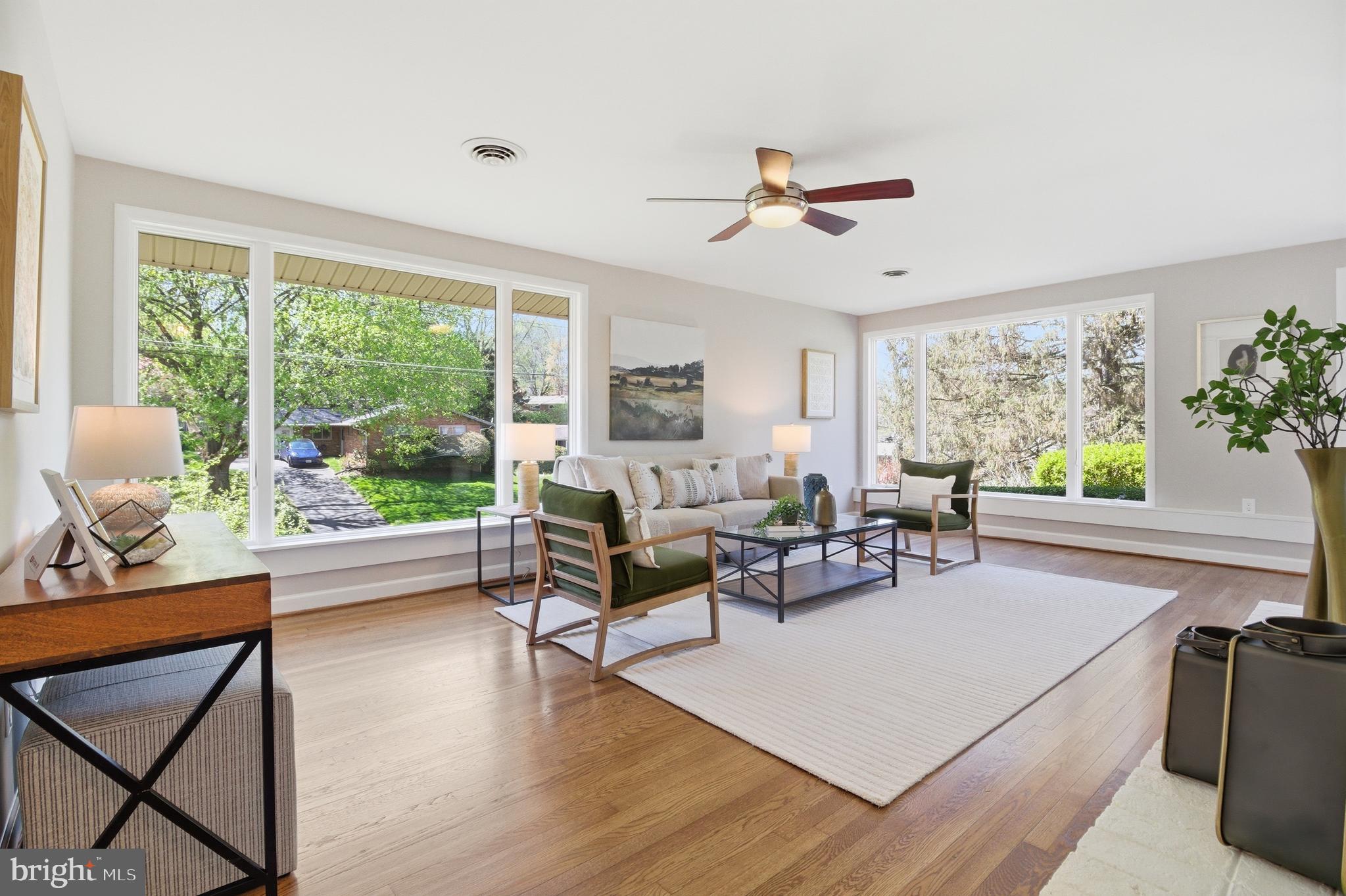 9924 PINEHURST AVENUE