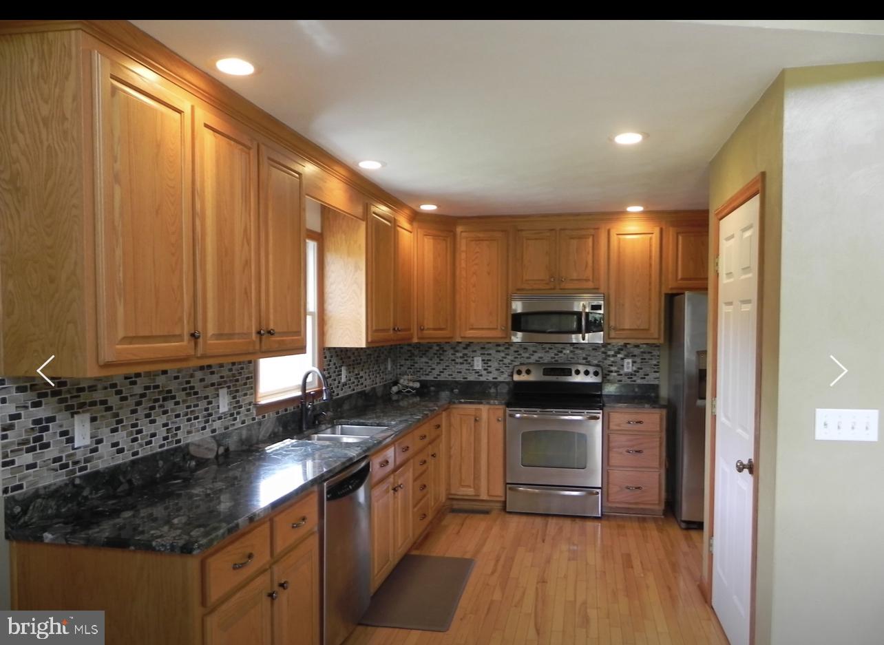 325 GLENNWOOD DRIVE