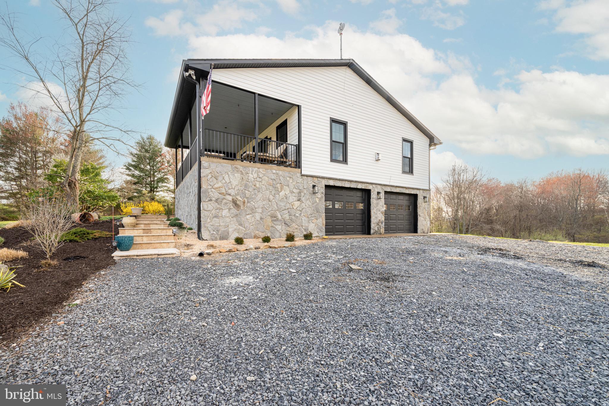 9481 WALSINGHAM LANE