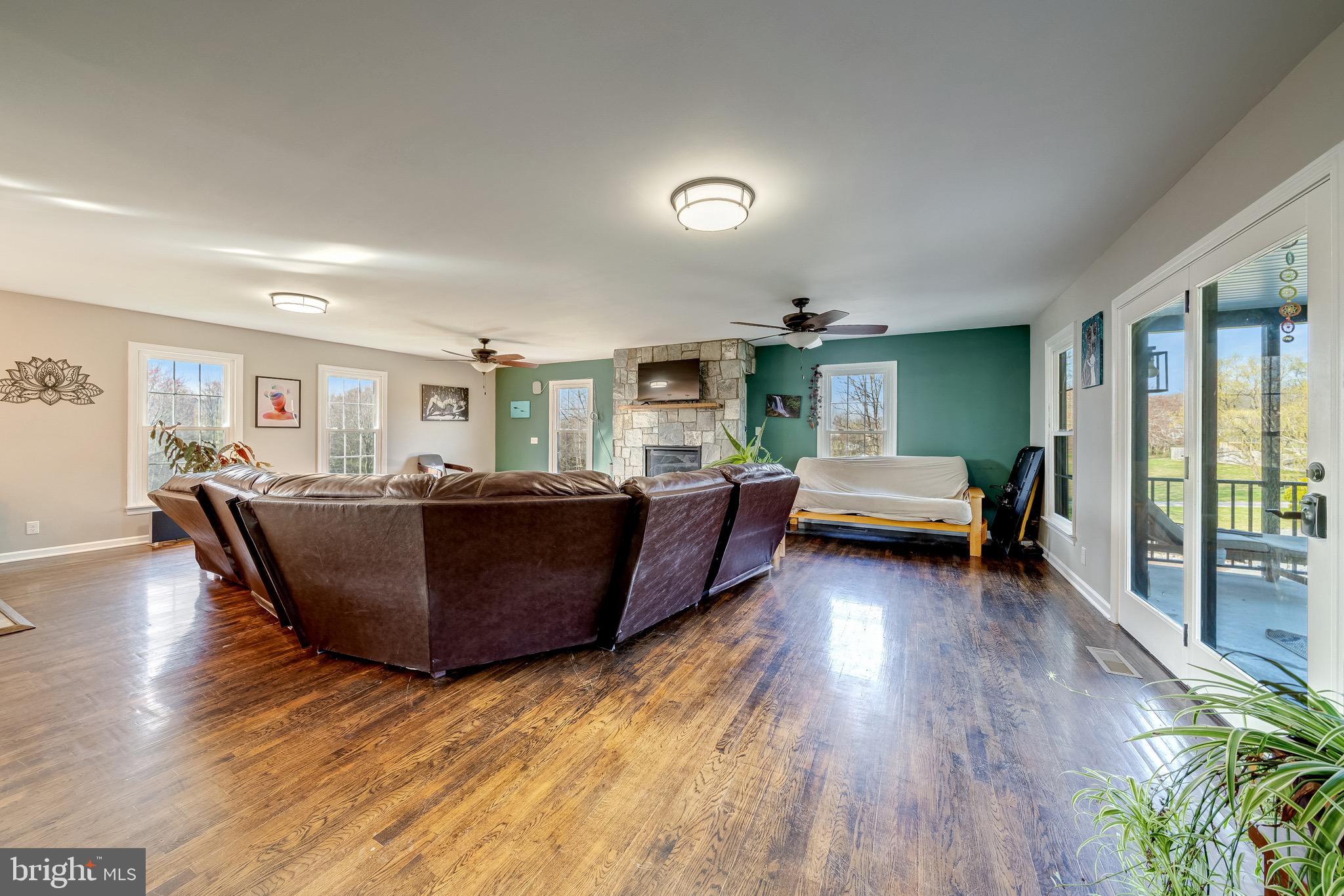 9481 WALSINGHAM LANE