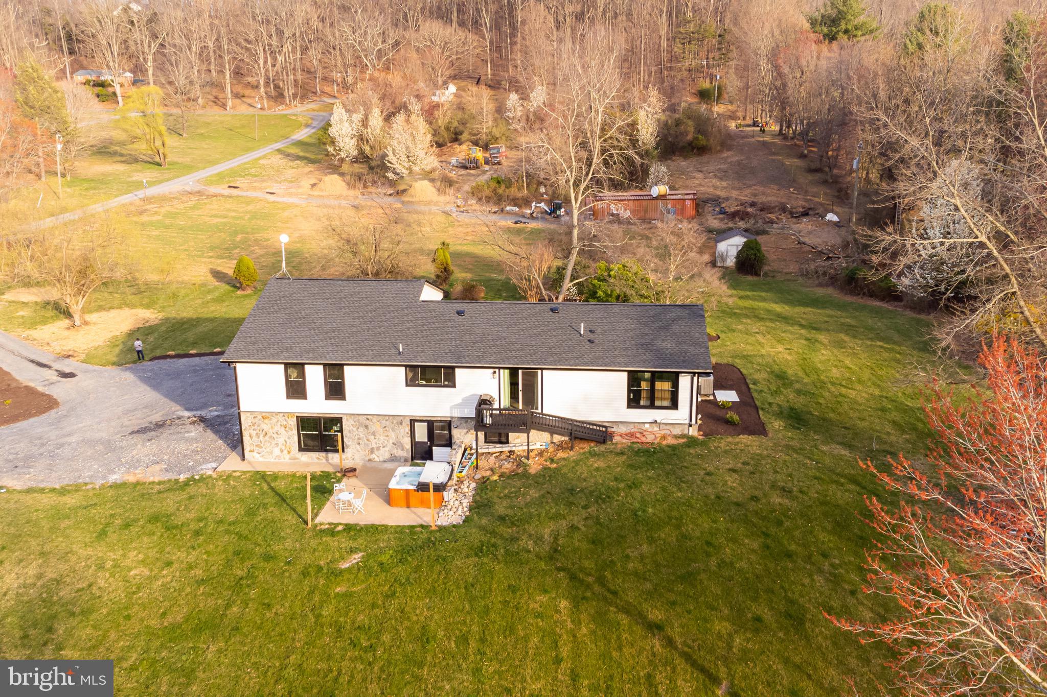 9481 WALSINGHAM LANE