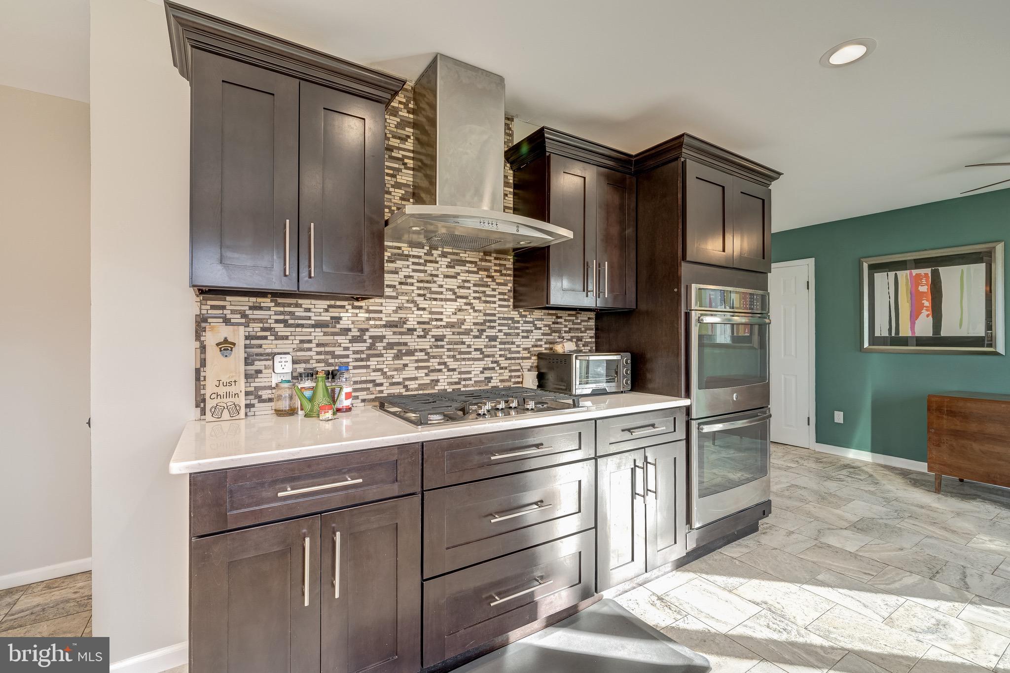 9481 WALSINGHAM LANE