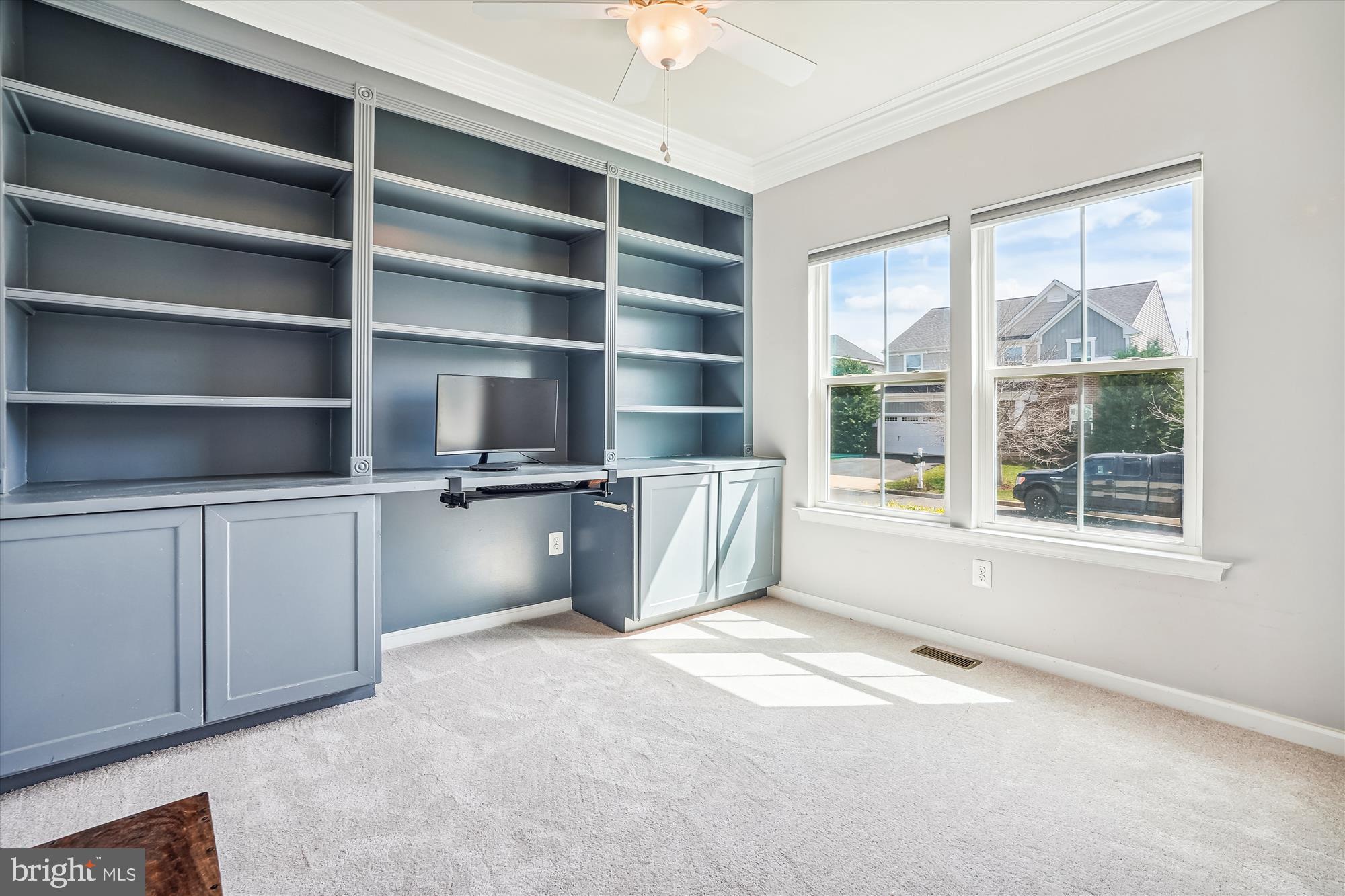 9213 HARBOR COURT