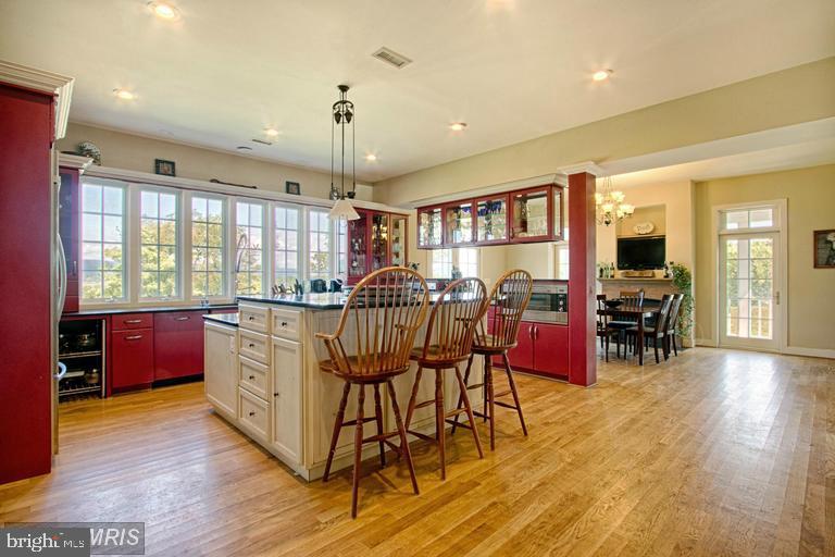3677 GROVE LANE