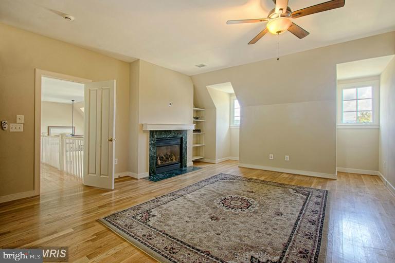 3677 GROVE LANE
