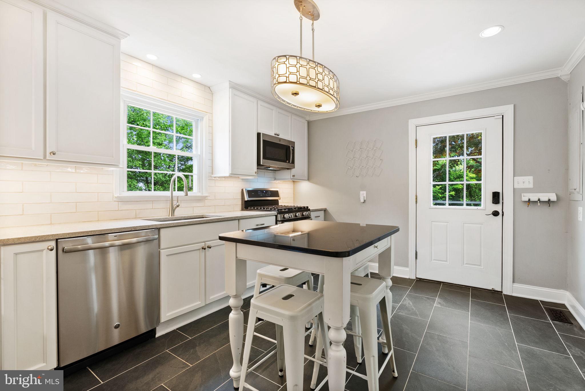 3380 RECTORTOWN ROAD