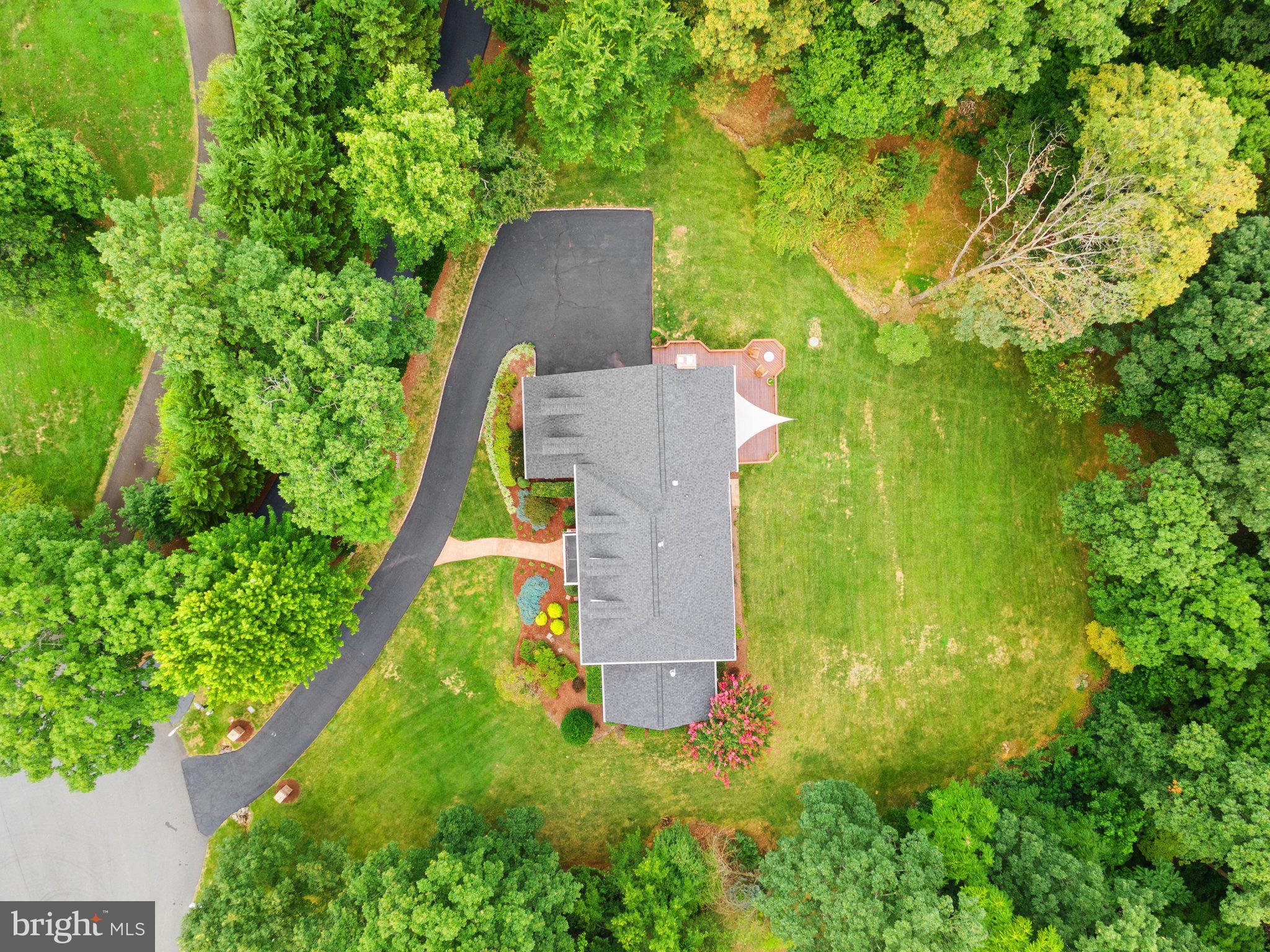 7978 WELLINGTON DRIVE