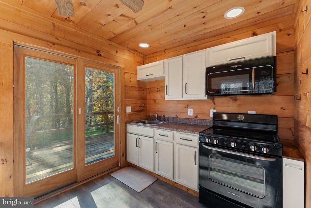 9371 LAKE DANIEL RD,FAUQUIER