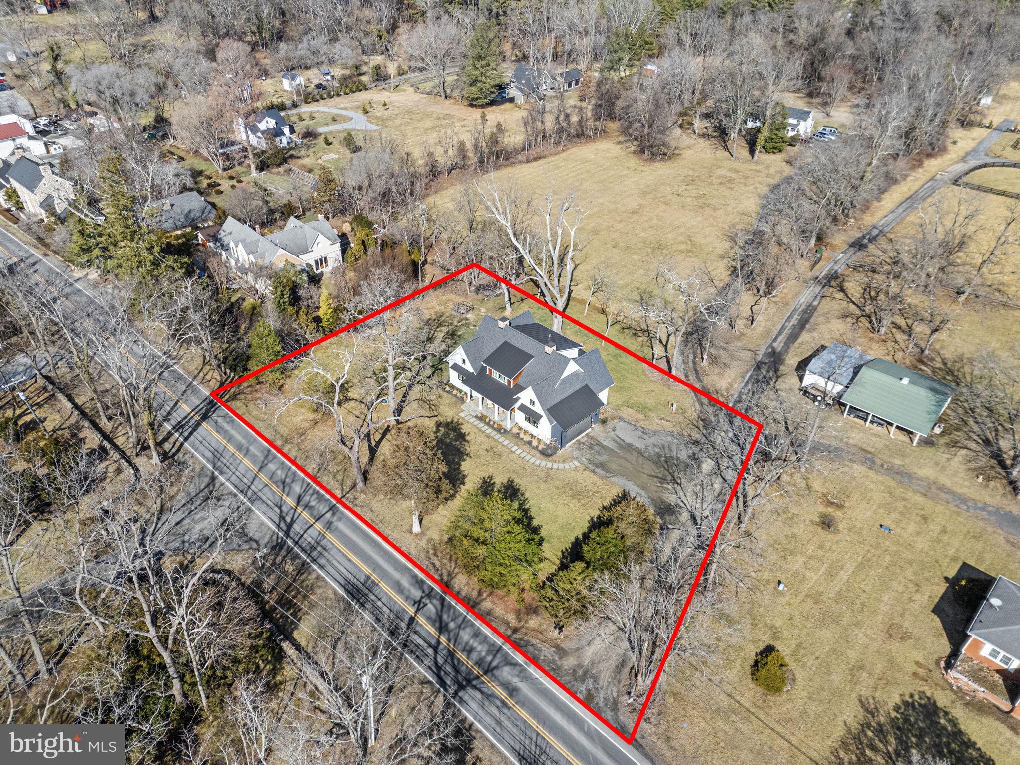 1154 CROFTON LANE