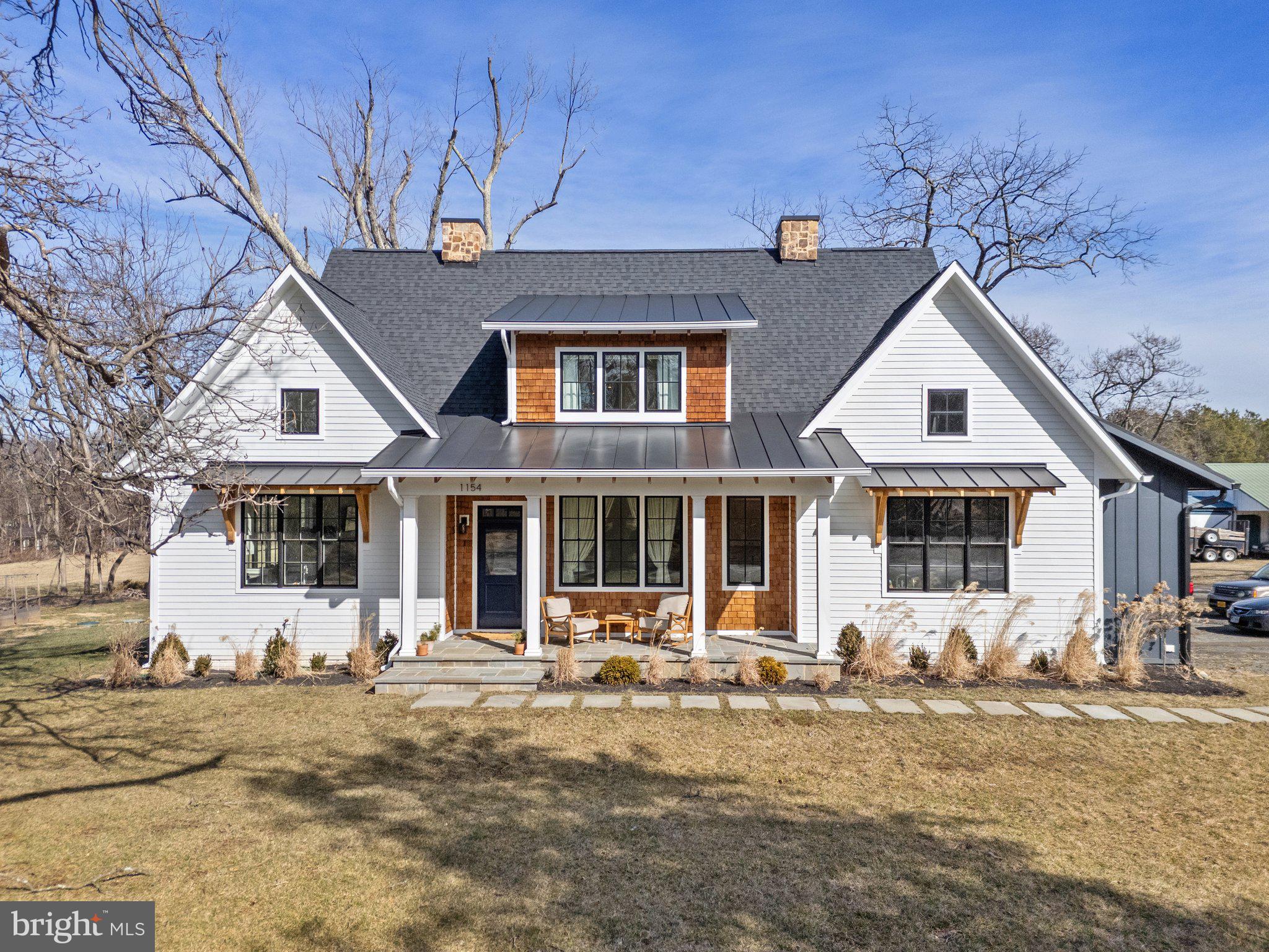 1154 CROFTON LANE