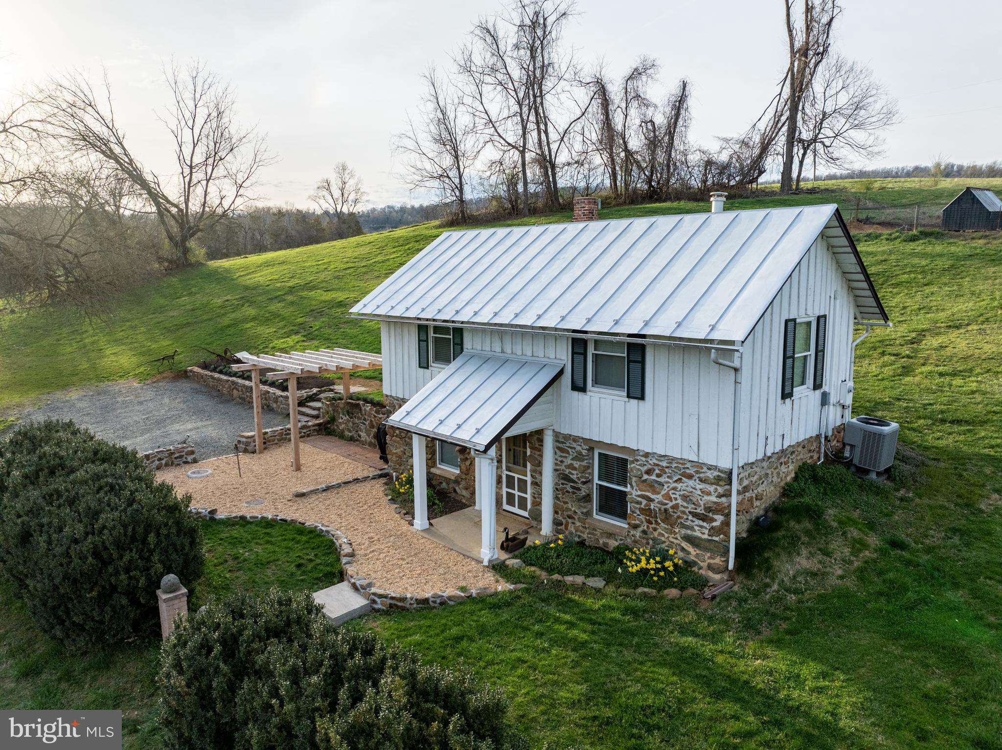 8022 ROCKINGHAM ROAD