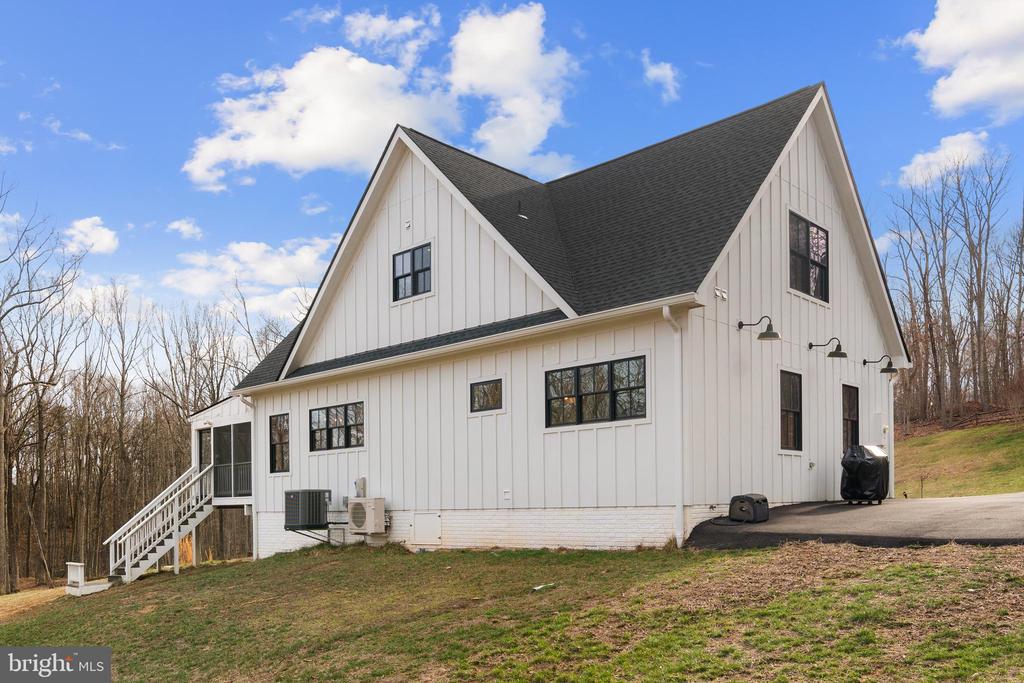 4945 S WINDSWEPT LANE
