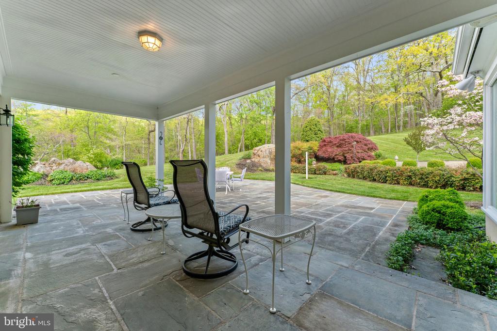 8300 FALCON GLEN ROAD