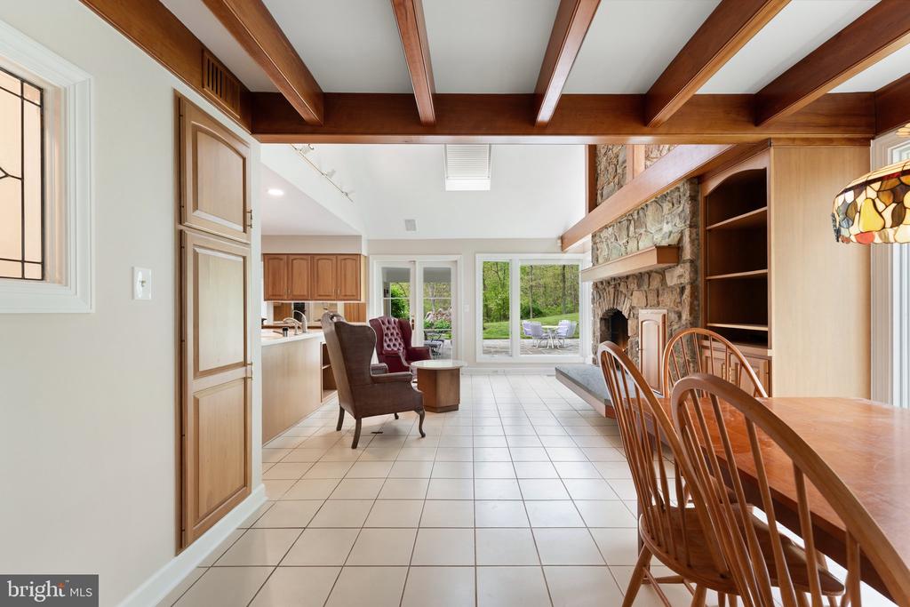 8300 FALCON GLEN ROAD