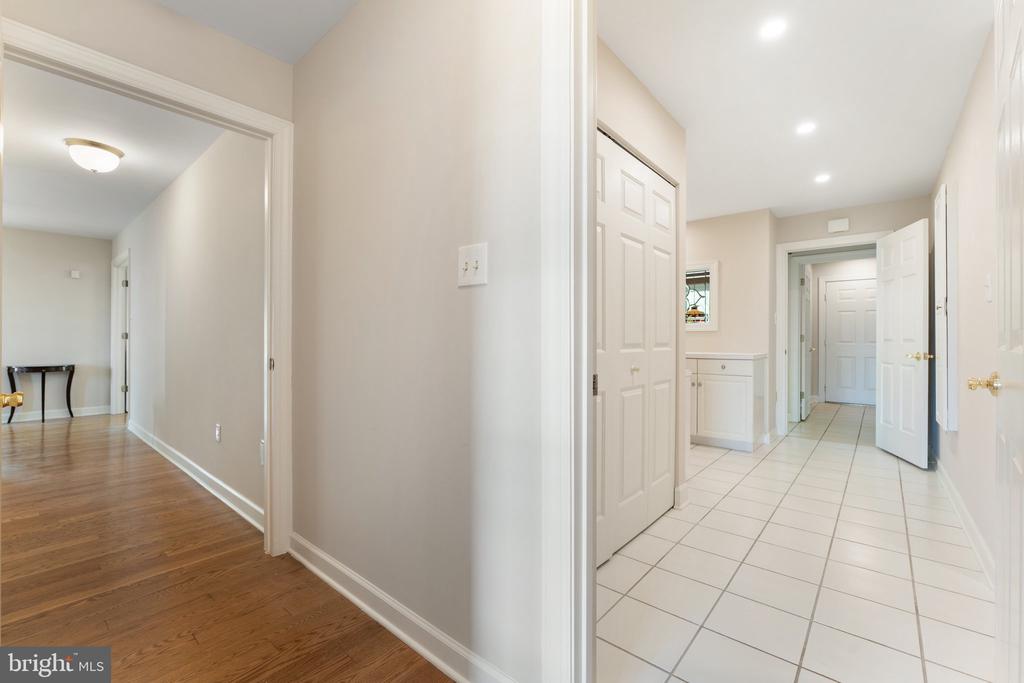 8300 FALCON GLEN ROAD