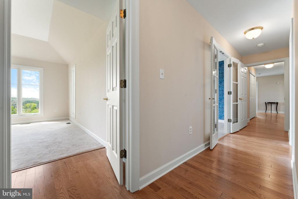 8300 FALCON GLEN ROAD