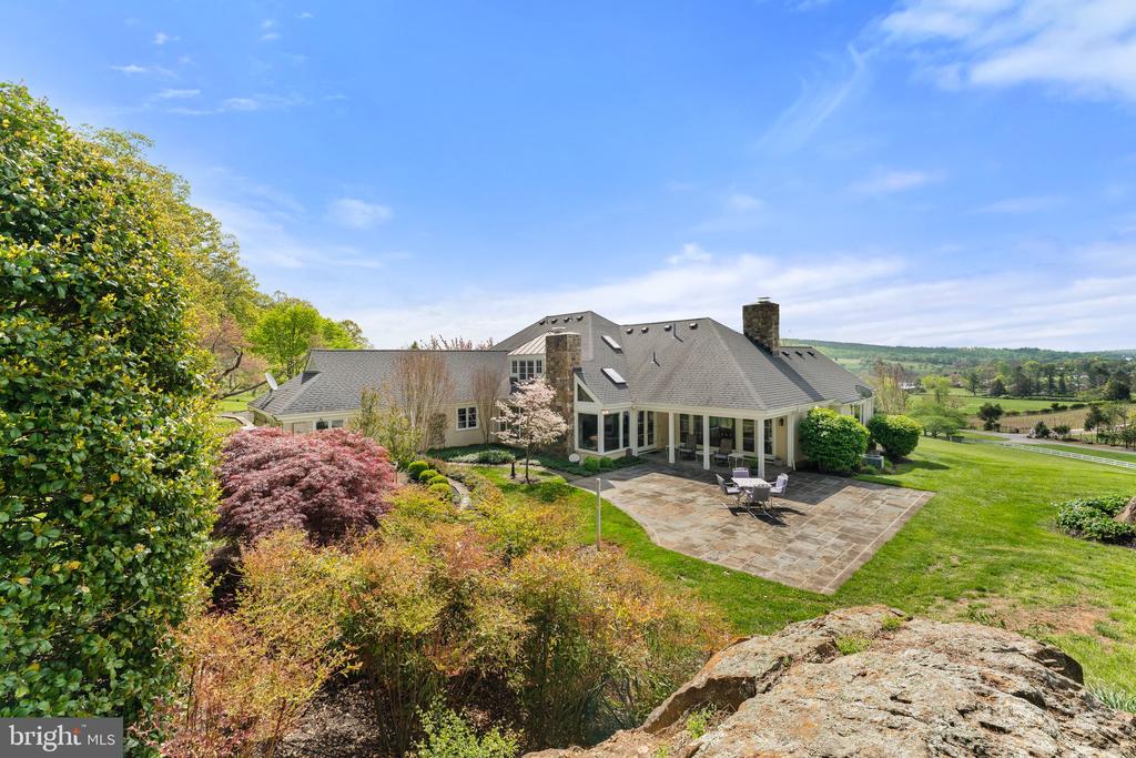 8300 FALCON GLEN ROAD