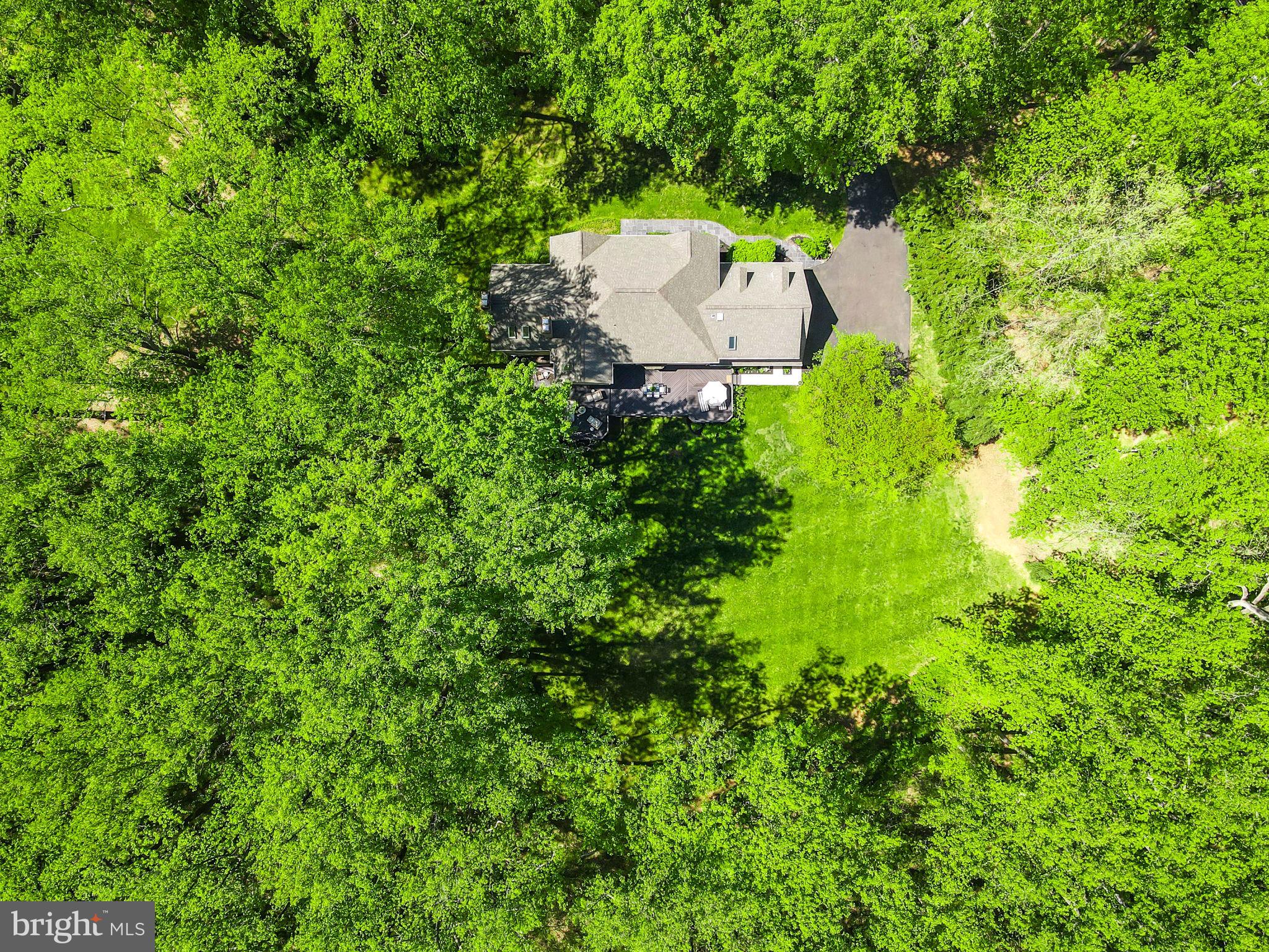 6613 PLANTATION LANE