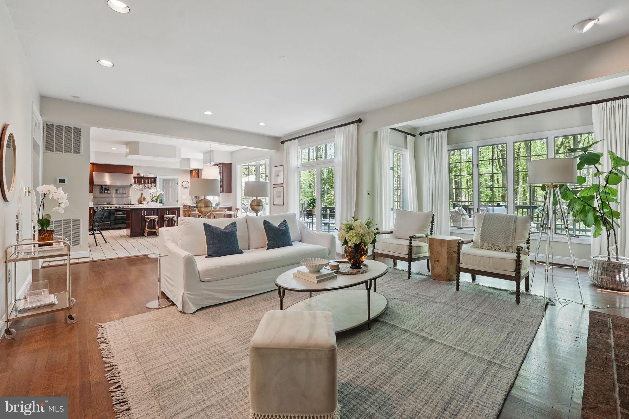 6613 PLANTATION LANE