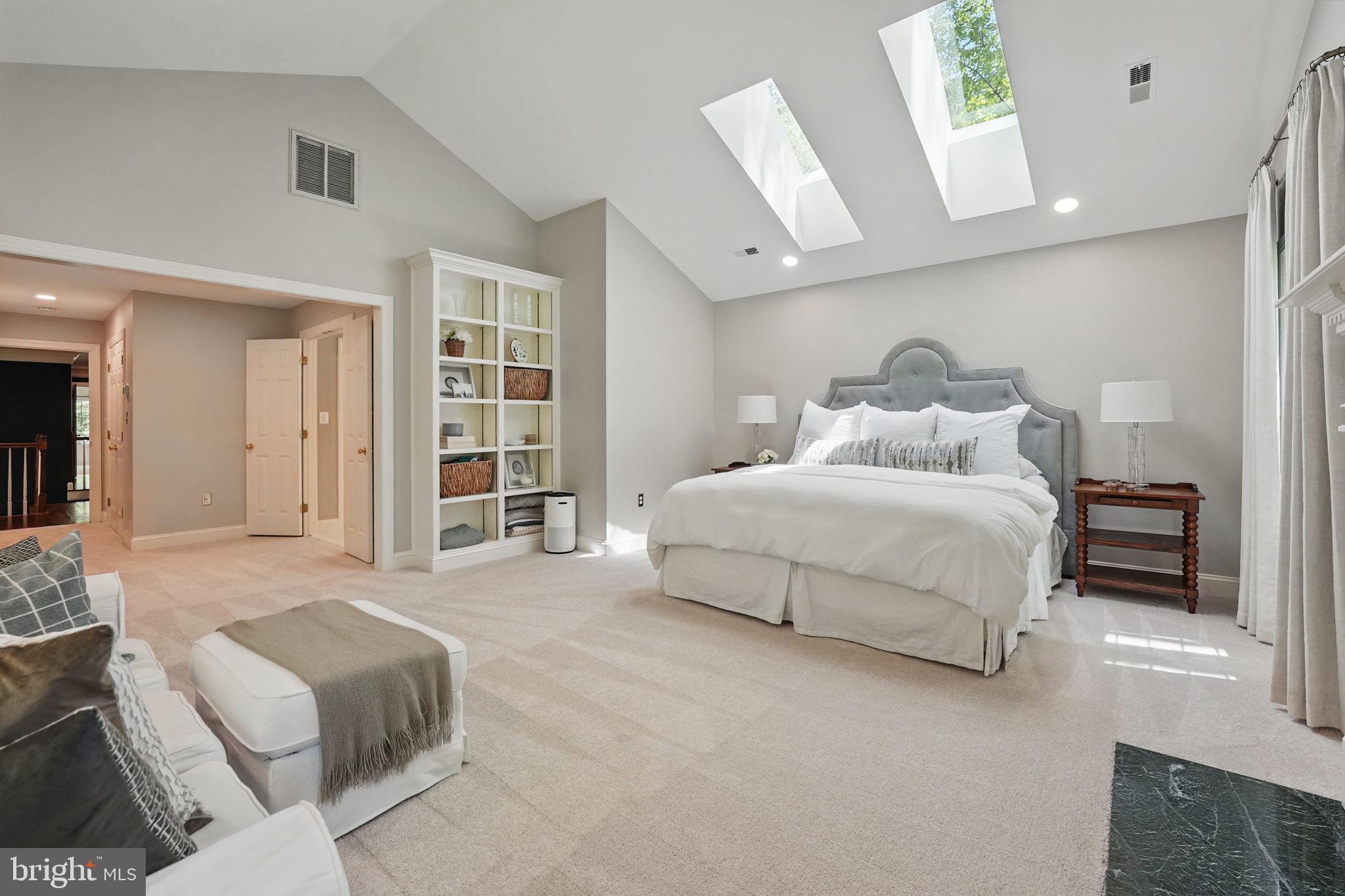 6613 PLANTATION LANE
