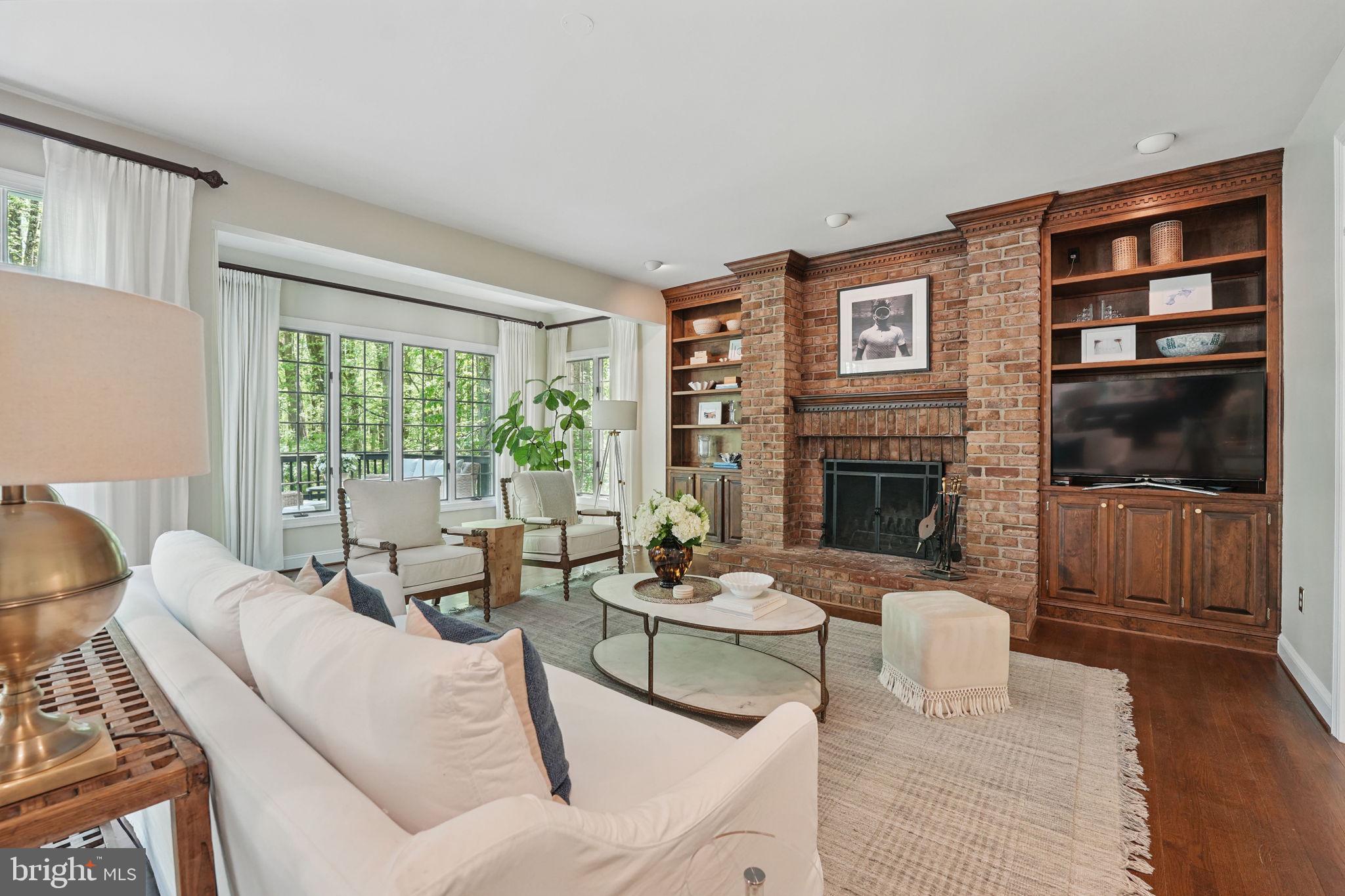 6613 PLANTATION LANE