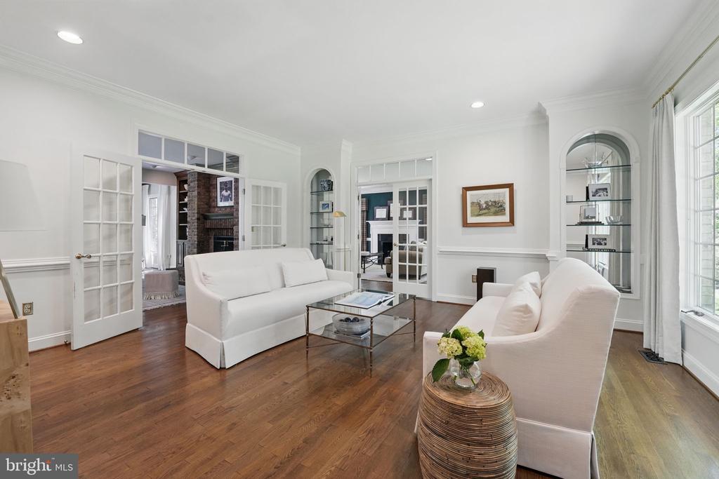 6613 PLANTATION LANE