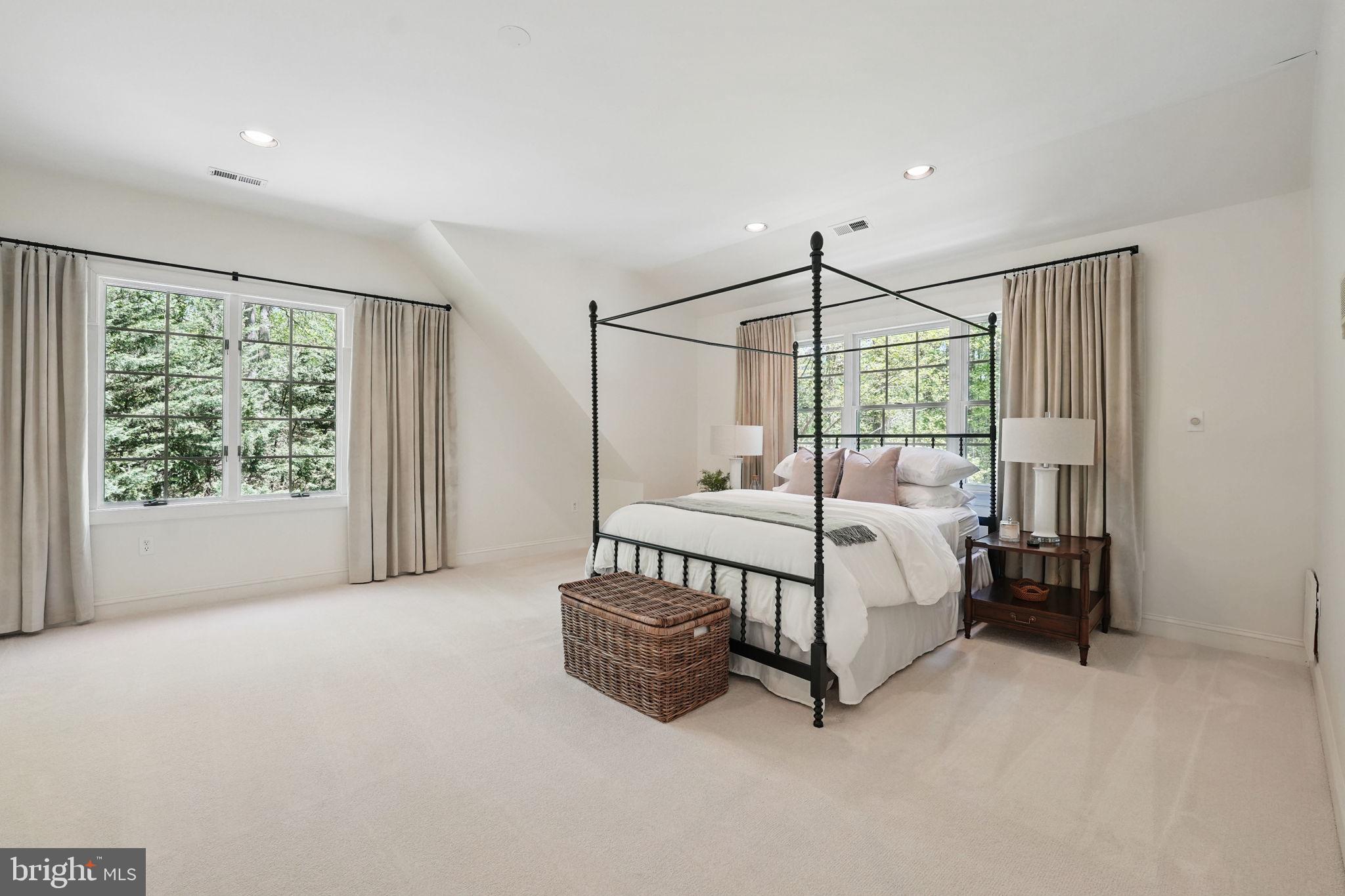 6613 PLANTATION LANE