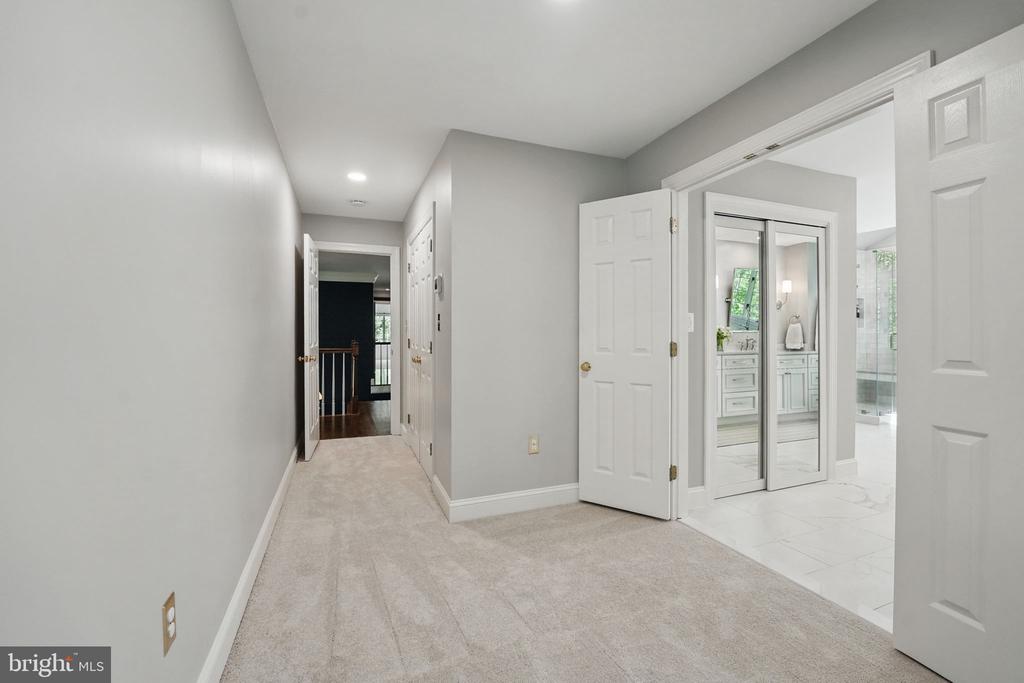 6613 PLANTATION LANE