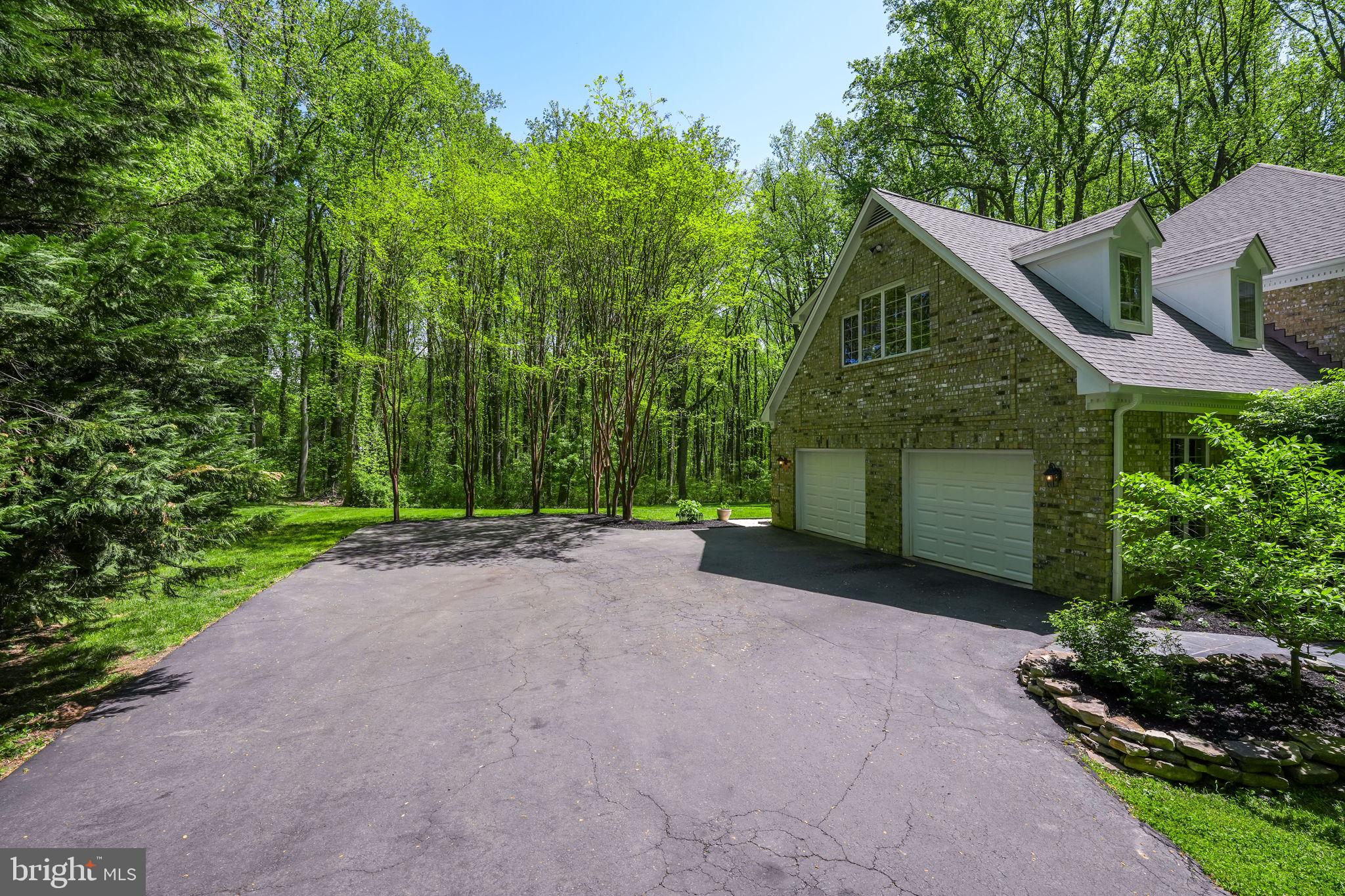 6613 PLANTATION LANE