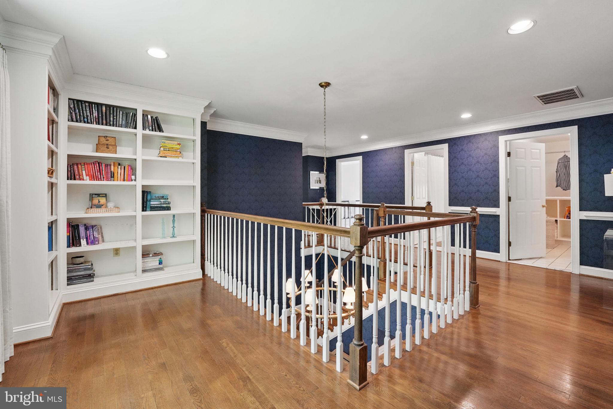 6613 PLANTATION LANE