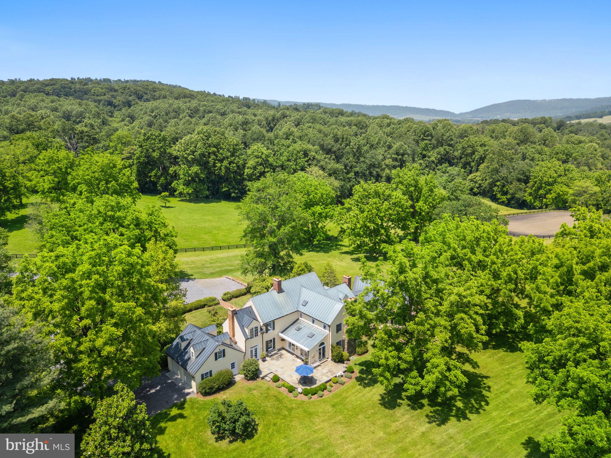 10052 POSSUM HOLLOW DRIVE