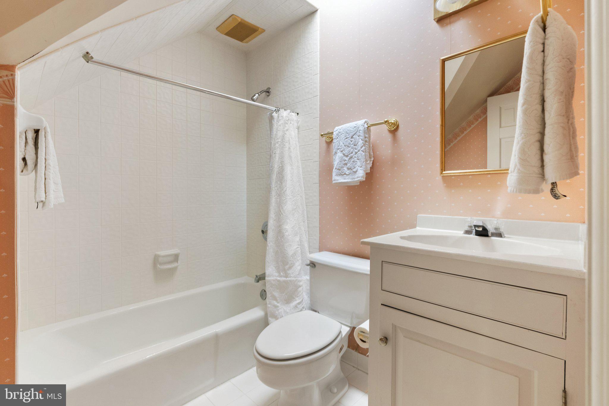 10052 POSSUM HOLLOW DRIVE