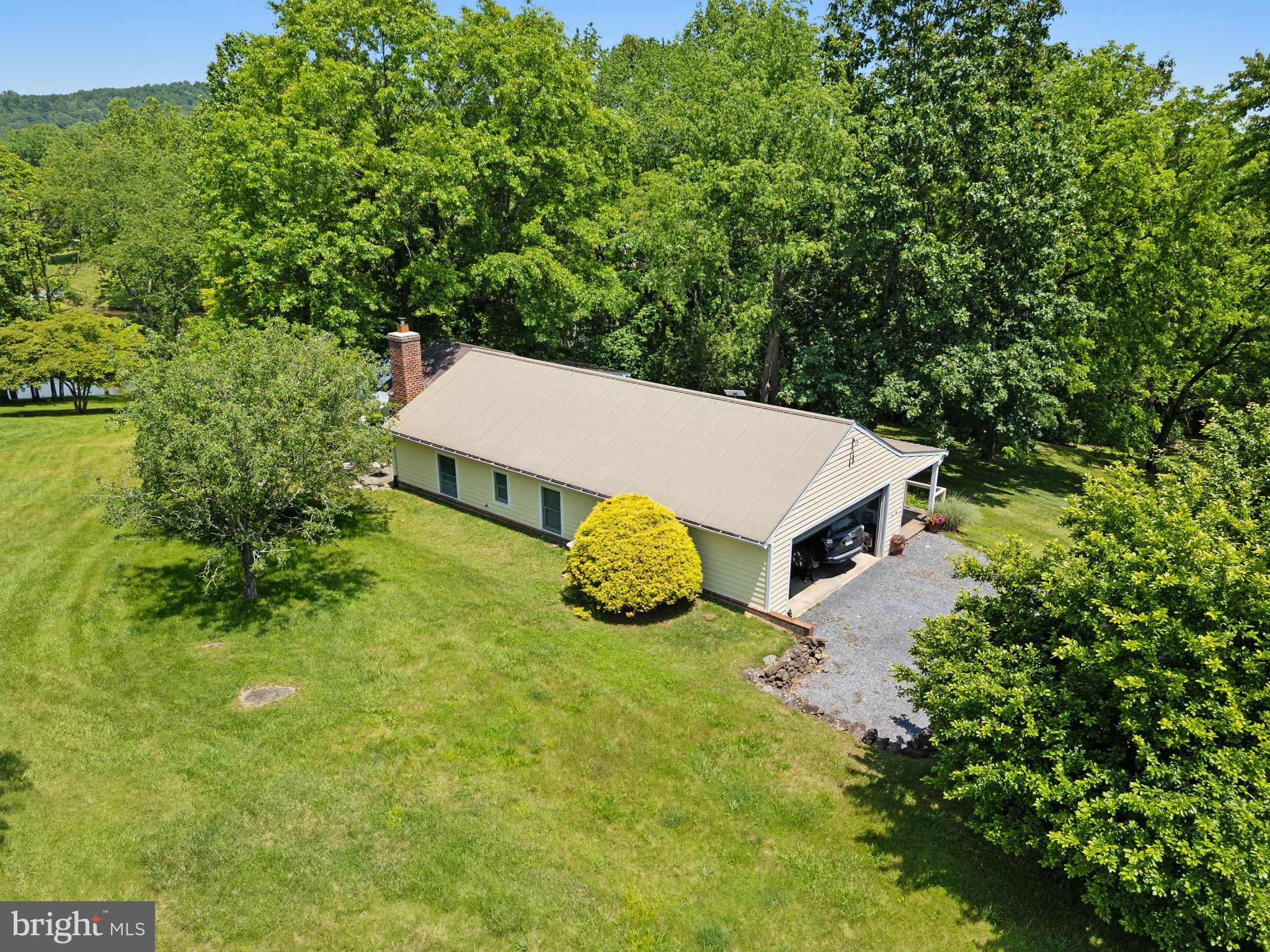 10052 POSSUM HOLLOW DRIVE