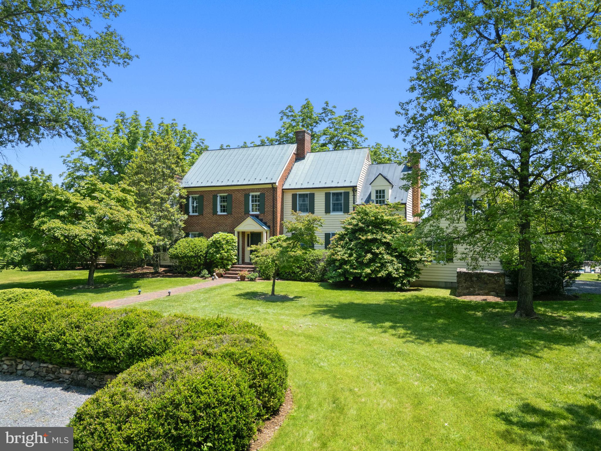 10052 POSSUM HOLLOW DRIVE