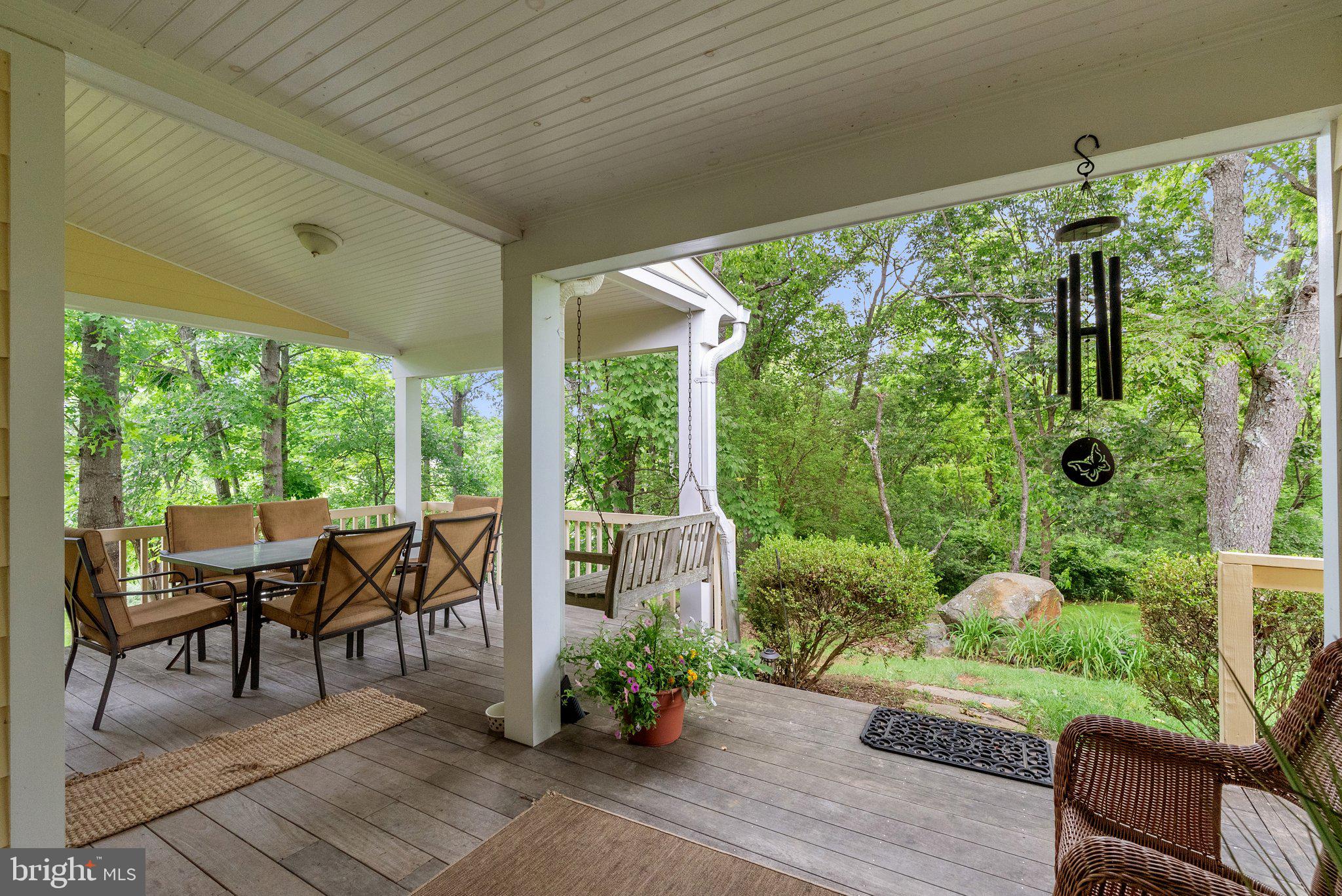 10052 POSSUM HOLLOW DRIVE