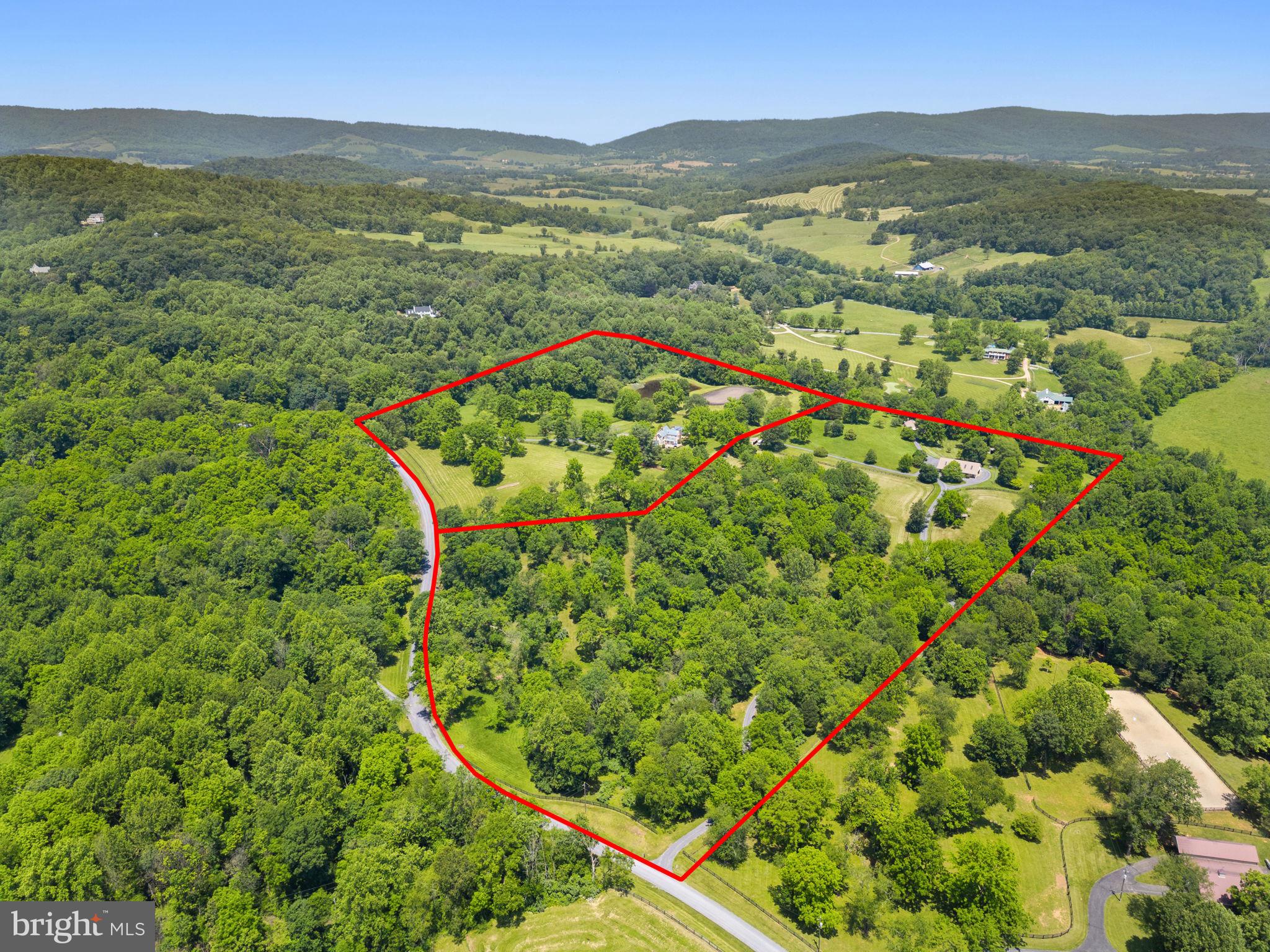 10052 POSSUM HOLLOW DRIVE